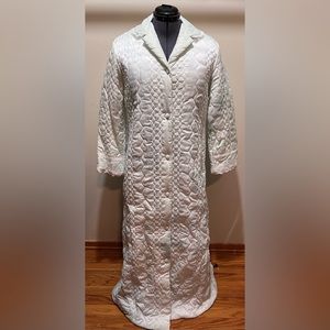 Vintage Christian Dior Quilted Robe with Lace Trim - Size Medium
